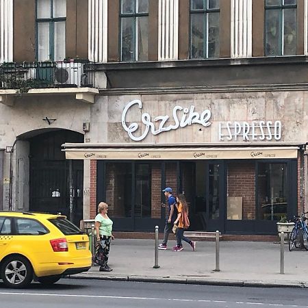 Szuper kis designlakás Budapest szívében Exterior foto